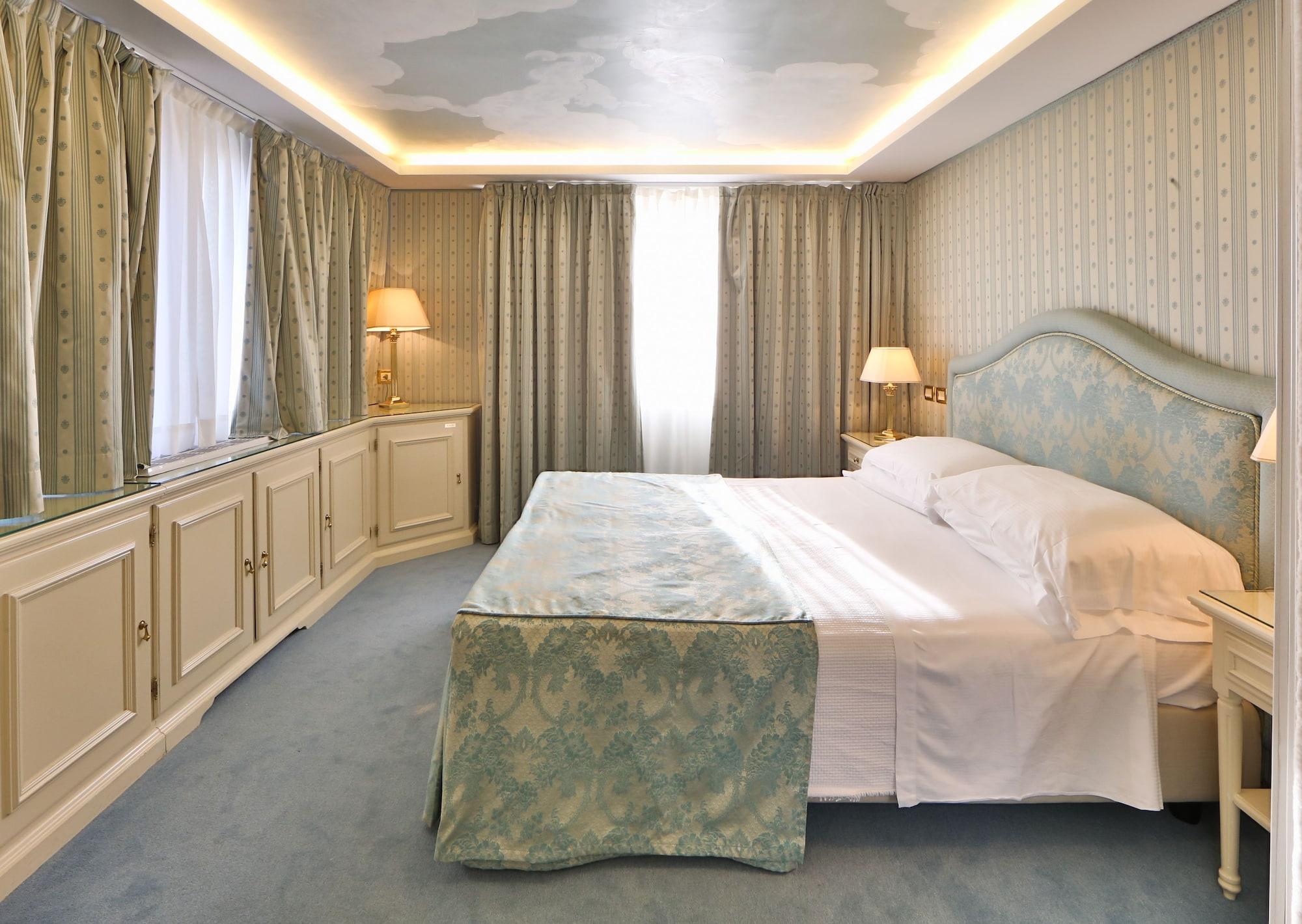 โรงแรมเบียซุตติ Lido di Venezia ภายนอก รูปภาพ