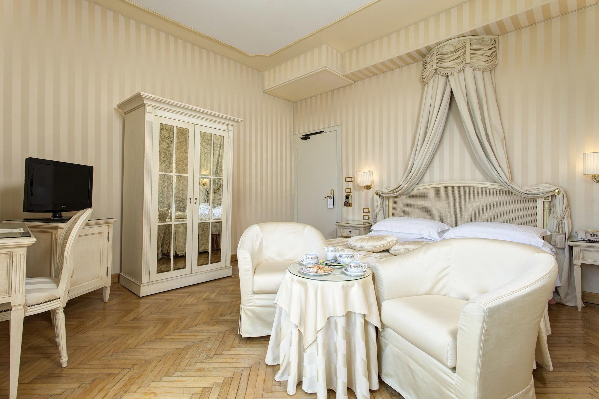 โรงแรมเบียซุตติ Lido di Venezia ภายนอก รูปภาพ